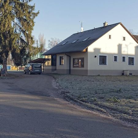 Penzion&Pizzerie U Massima Vyškov Exteriér fotografie